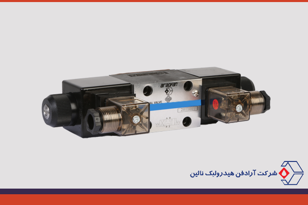 شیر برقی کنترل جهت ¼ وسط بسته
